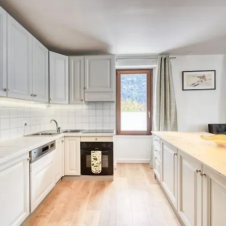 Chalet Chalet In *